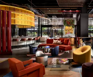 W Toronto | Lobby bar Living Room at the W Toronto