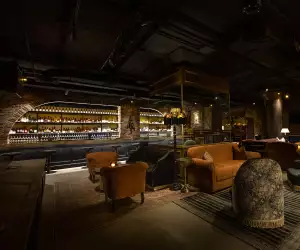 Best restaurants and bars around King West | Inside The Black Pearl