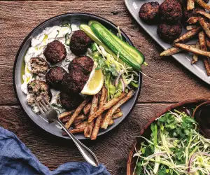 Mediterranean recipes | Keftedes (Cypriot Meatballs)
