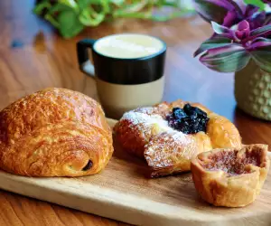 Best cafés and coffee shops in Toronto | Coffee and pastries at Understory